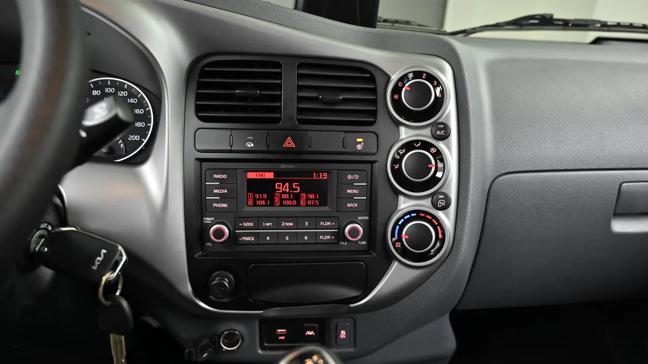 Kia Bongo — miniaturë 32