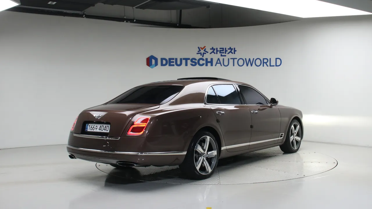Bentley Mulsanne — miniaturë 2