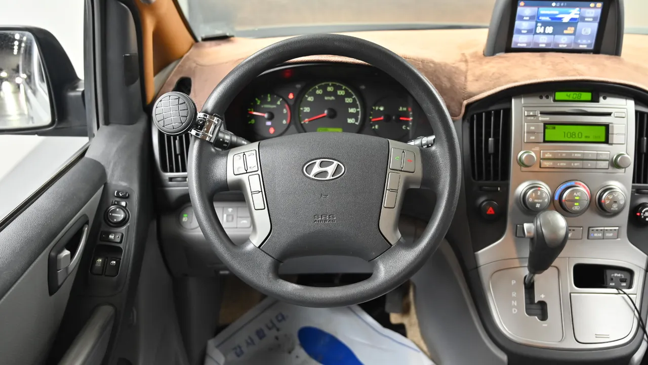 Hyundai Starex — miniaturë 13