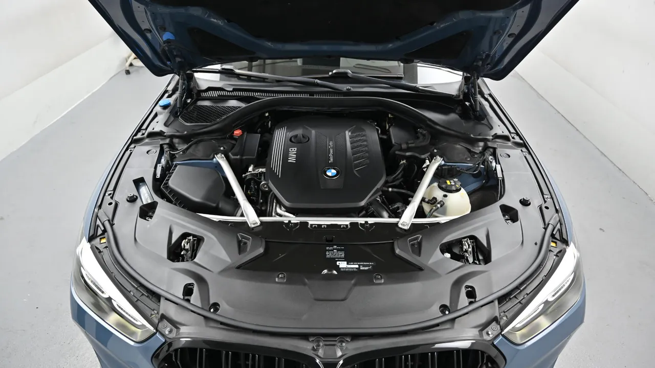 BMW 8er — miniaturë 6