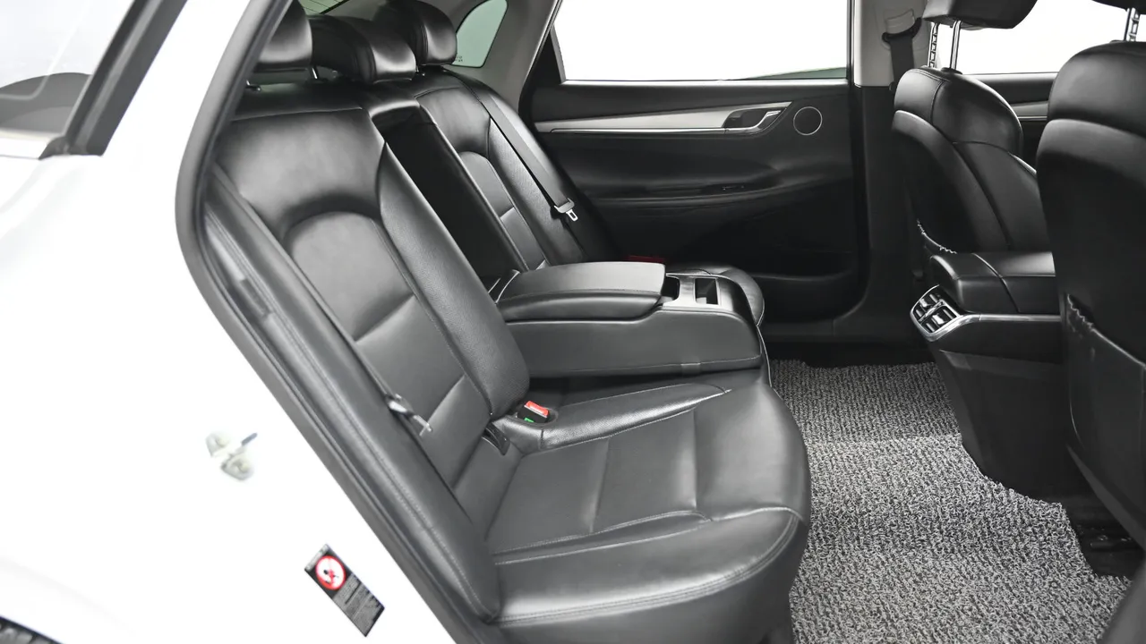 Hyundai Grandeur — miniaturë 21