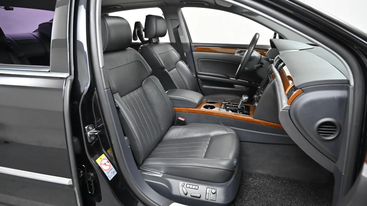 Volkswagen Phaeton V6 3.0 TDI