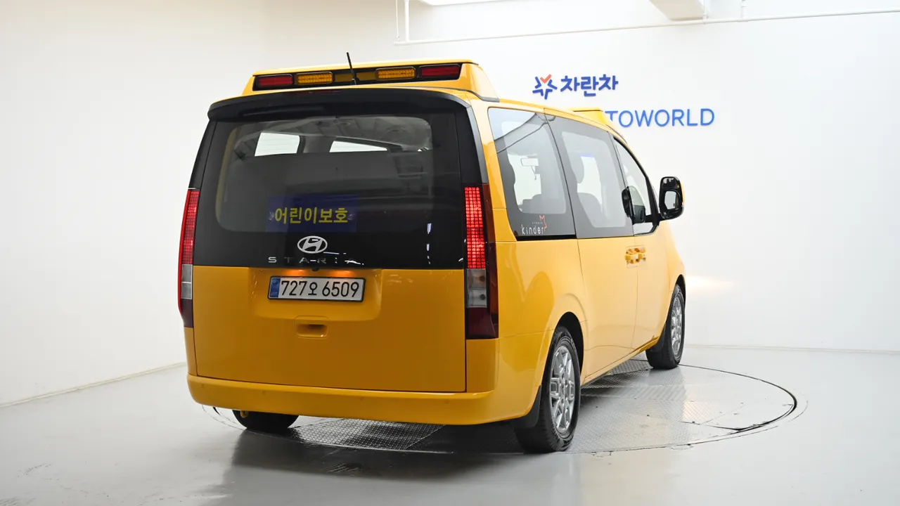 Hyundai Staria — miniaturë 2