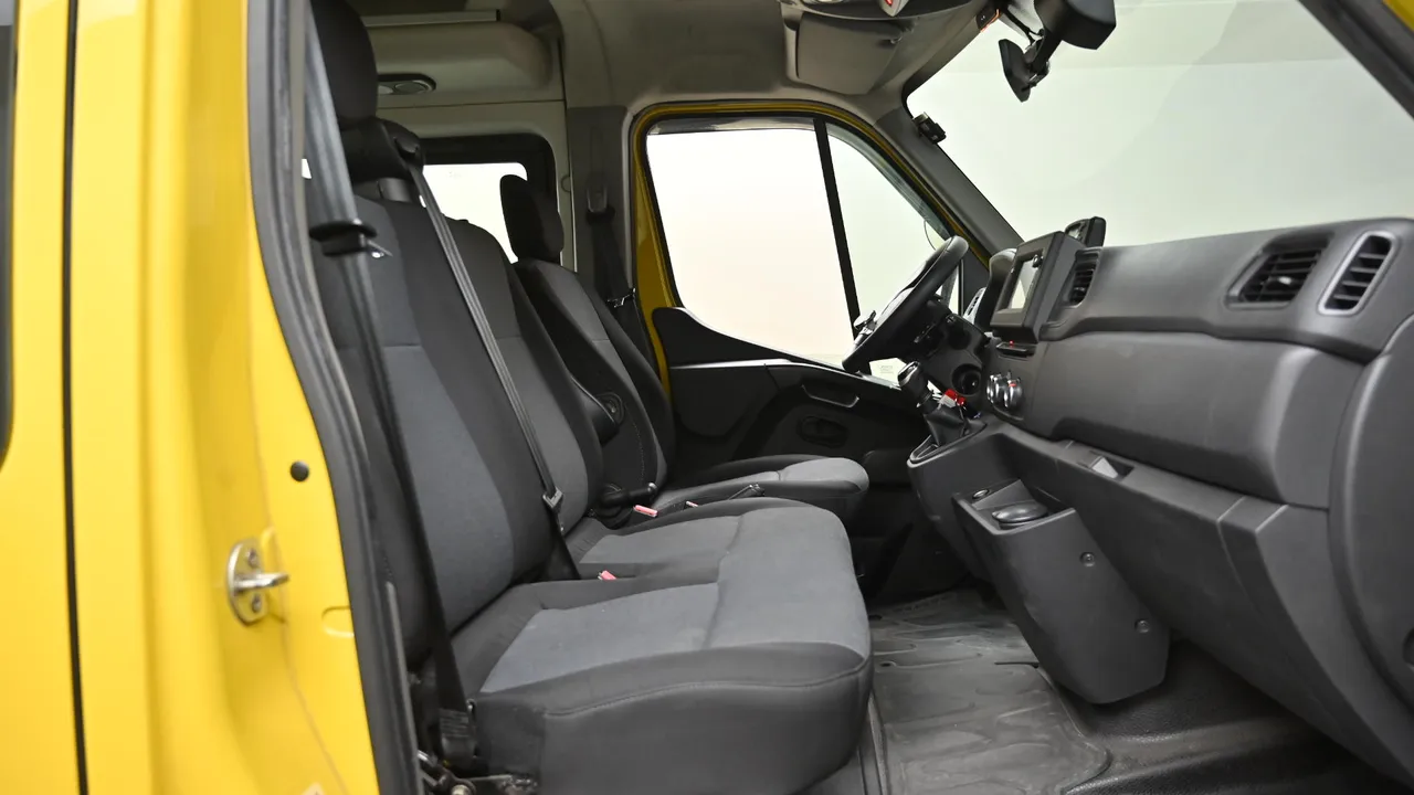 Renault Korea (Samsung) Master Child Protection Car