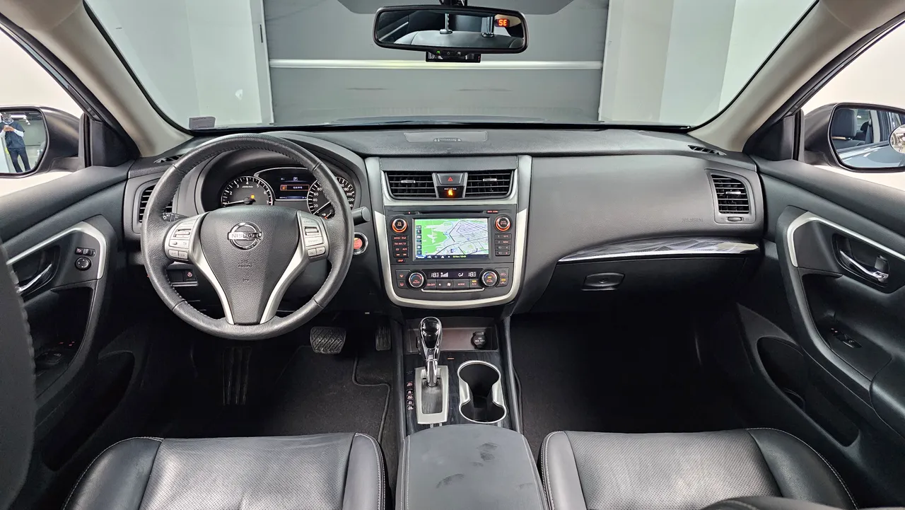 Nissan Altima — miniaturë 7