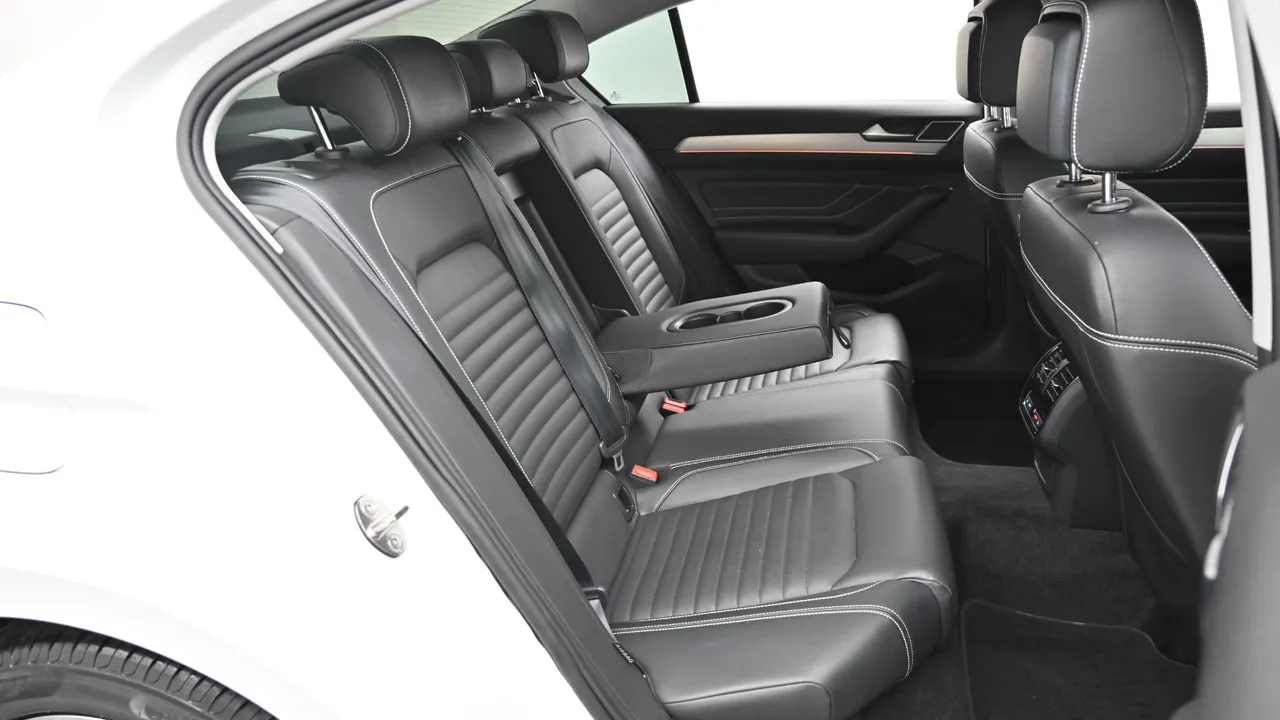 Volkswagen Passat — miniaturë 12