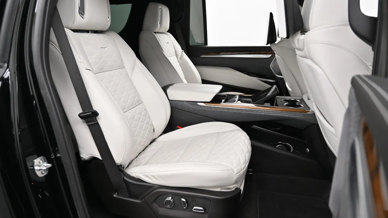 Cadillac Escalade — miniaturë 21