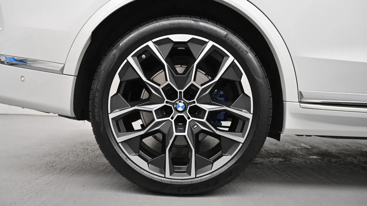 BMW X7 — miniaturë 5