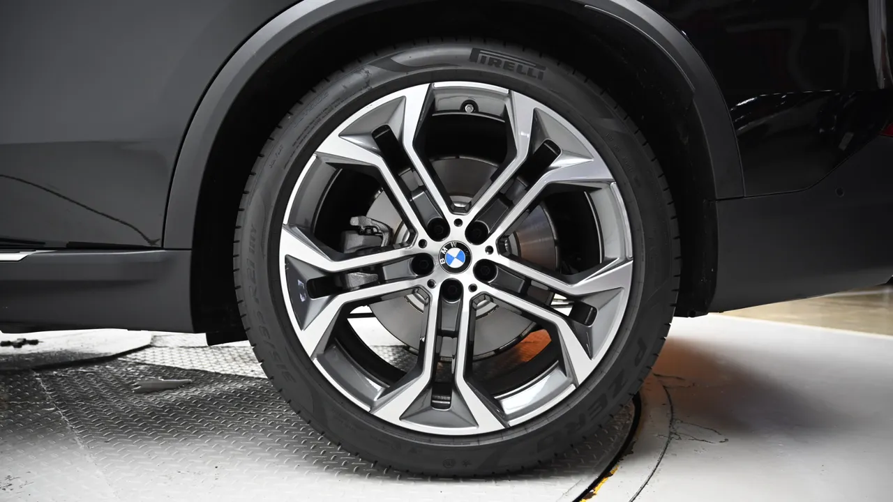 BMW X5 — miniaturë 5