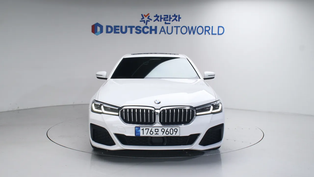 BMW 5 Series (G30) 523d ​​M Sports