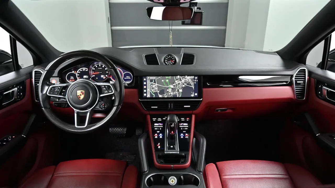 Porsche Cayenne — miniaturë 7