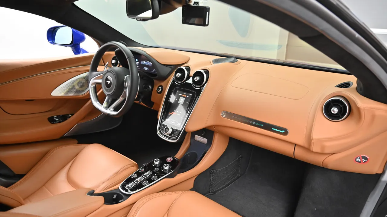 McLaren GT 4.0