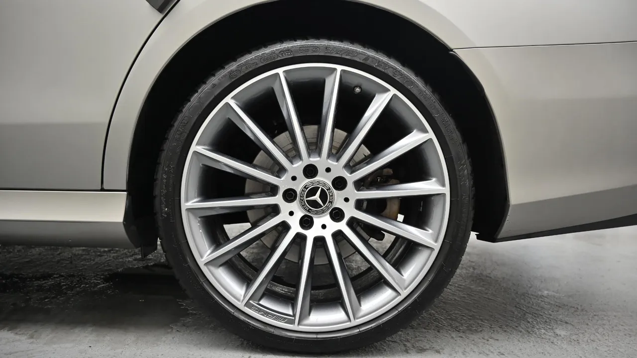 Mercedes-Benz E-klasse — miniaturë 5