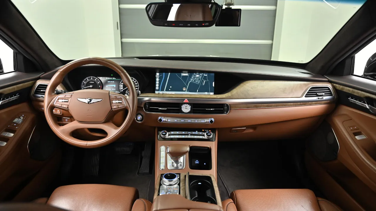 Genesis G90 — miniaturë 7