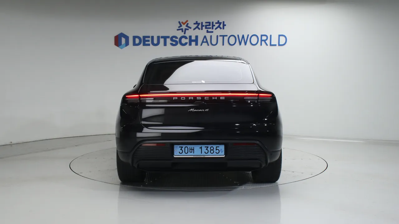 Porsche Macan — miniaturë 4
