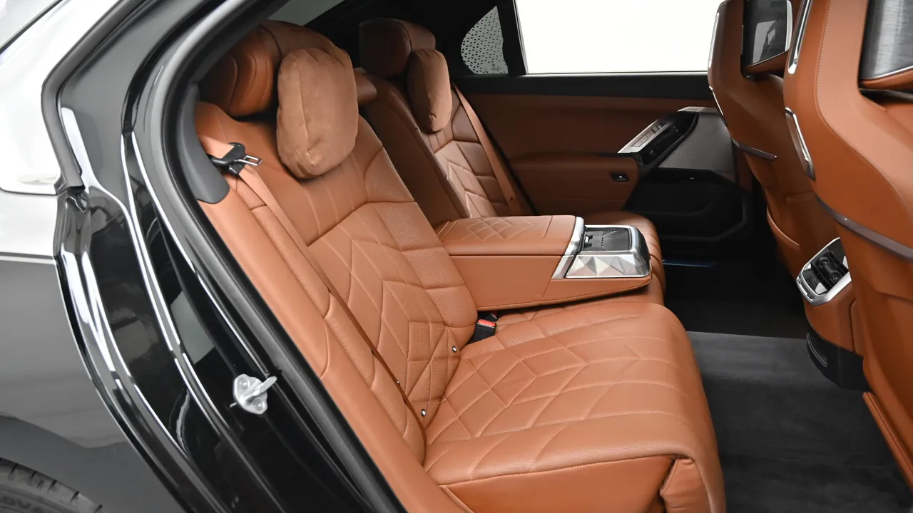 BMW i7 — miniaturë 30