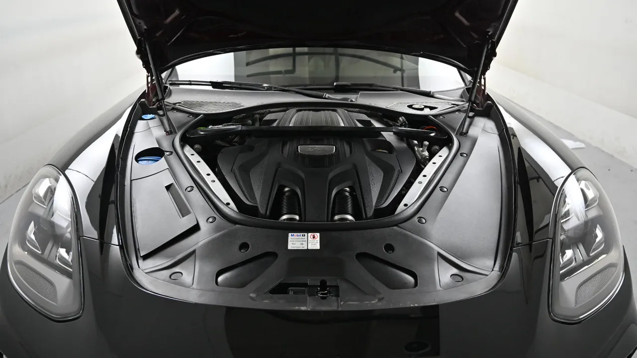 Porsche Panamera — miniaturë 6