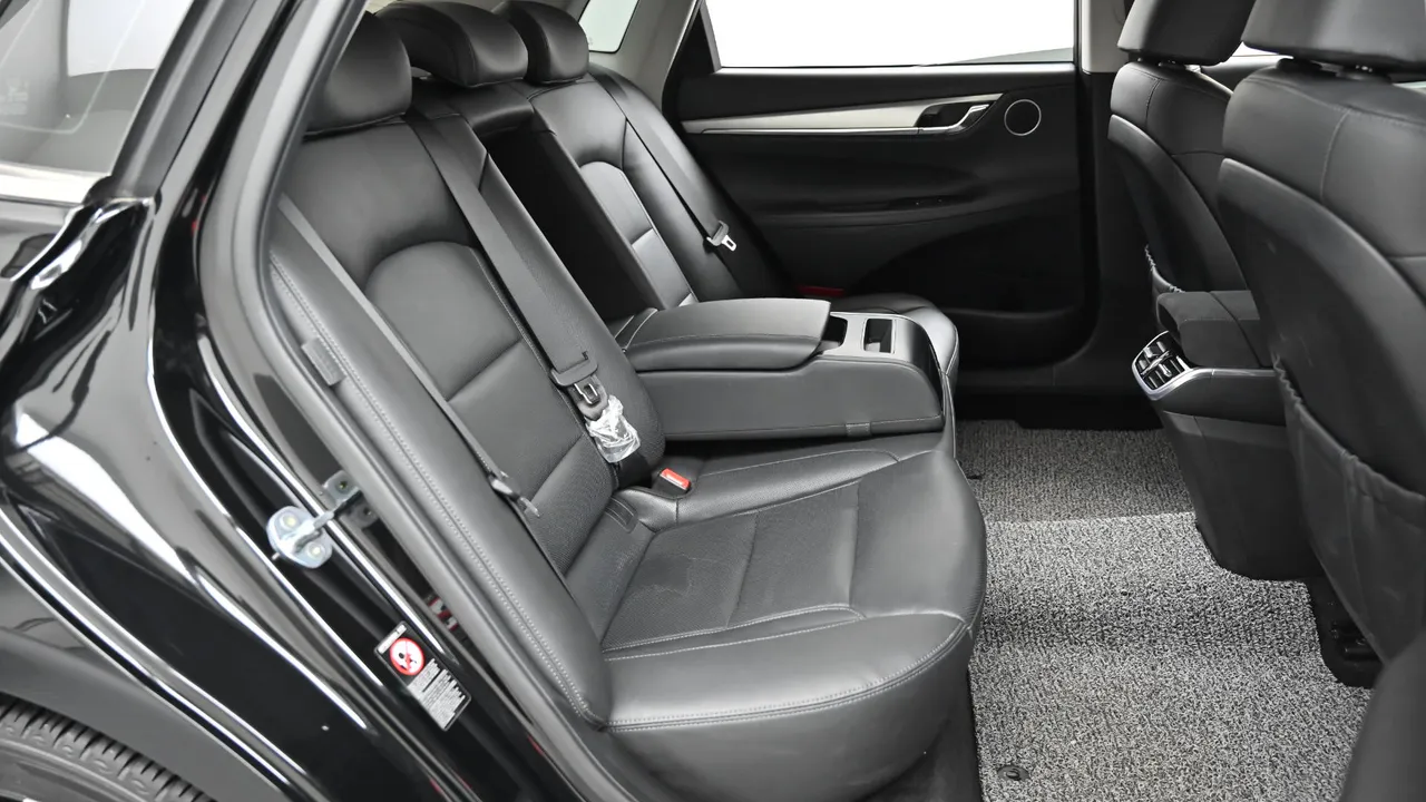 Hyundai Grandeur — miniaturë 12