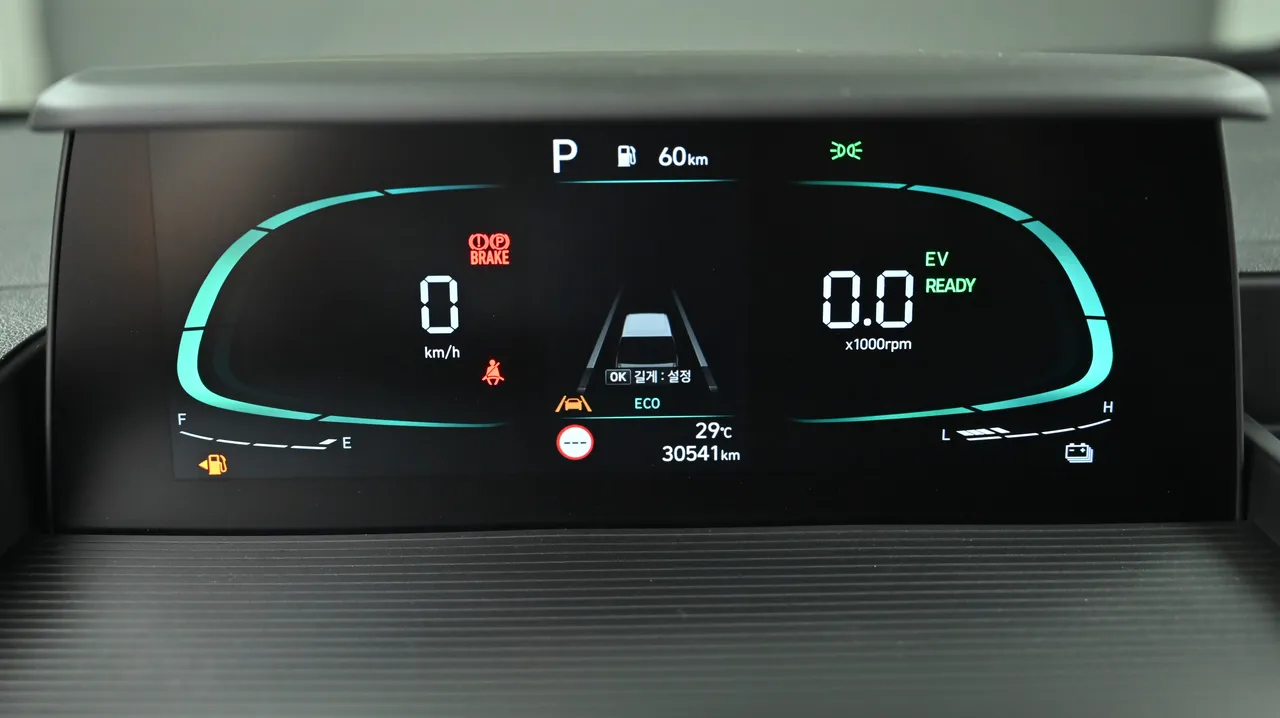 Hyundai Staria — miniaturë 8