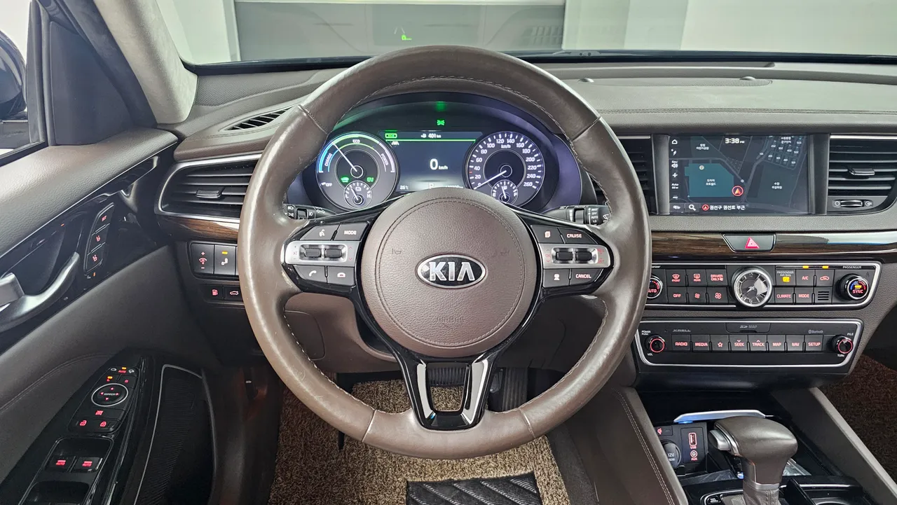 Kia K7 — miniaturë 13