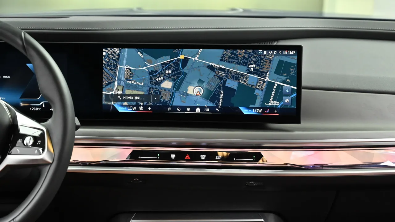 BMW i7 — miniaturë 14