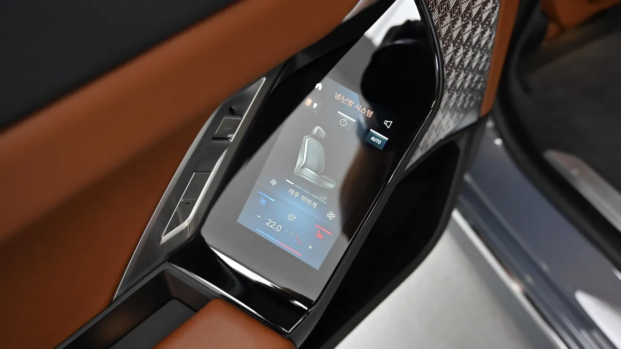 BMW i7 — miniaturë 16