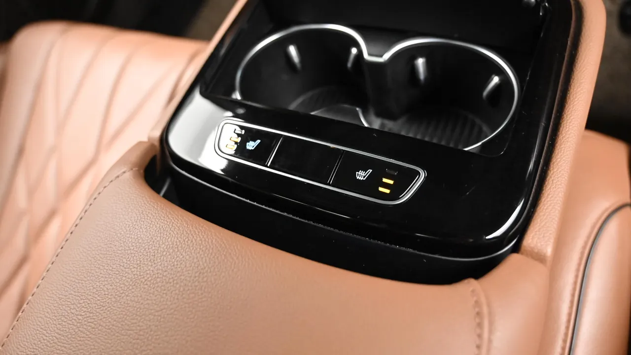 Genesis G80 — miniaturë 16