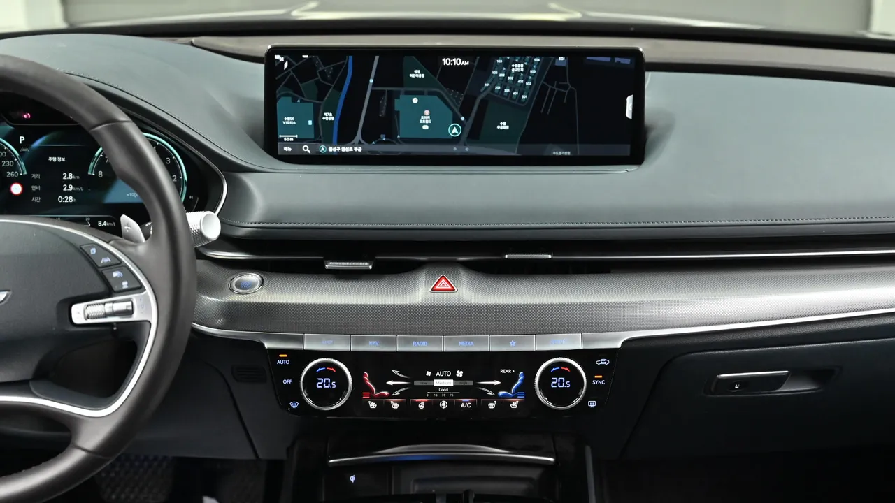 Genesis G80 — miniaturë 14