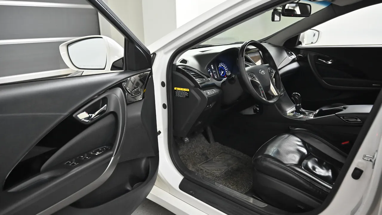 Hyundai Grandeur — miniaturë 29