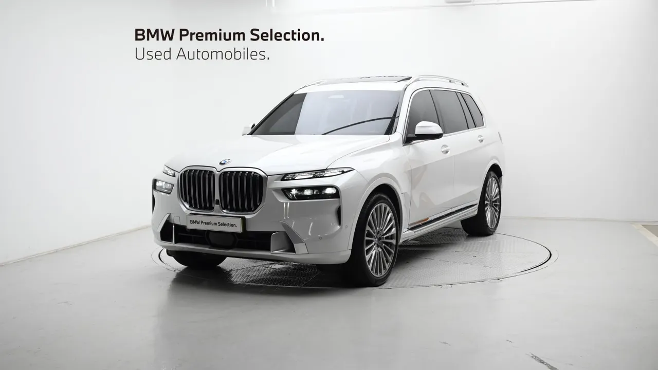 BMW X7 xDrive 40i 디자인 퓨어 엑셀런스 6인승 — foto 1