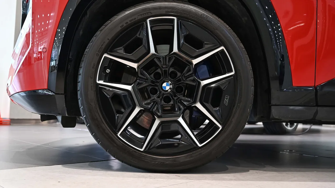 BMW XM — miniaturë 5