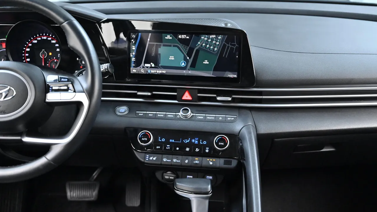 Hyundai Avante — miniaturë 14