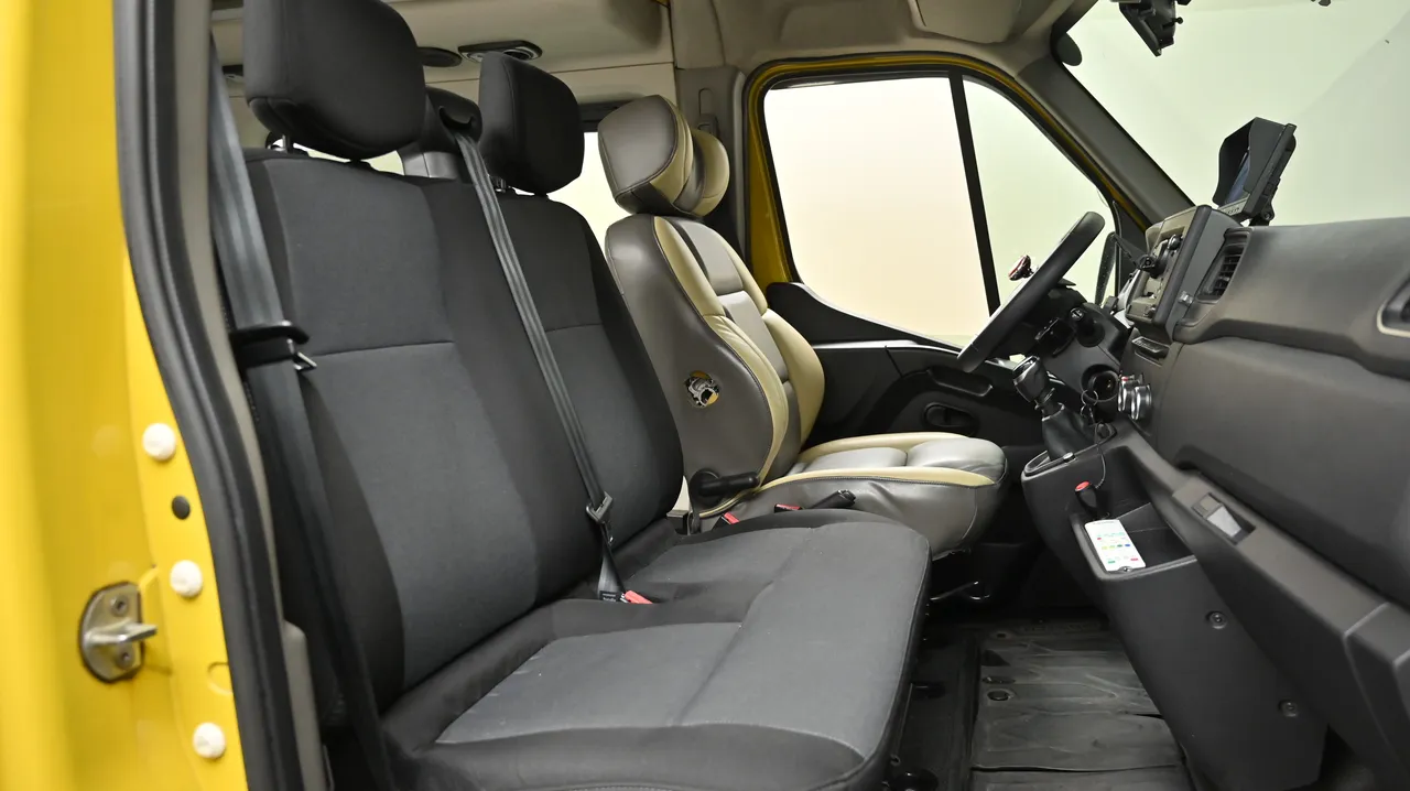 Renault Korea (Samsung) Master Child Protection Car