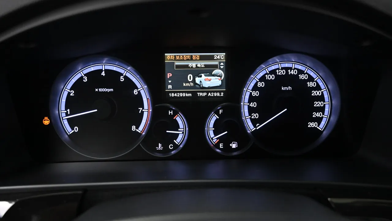 KGM (Ssangyong) New Chairman W CW700 4TRONIC VIP