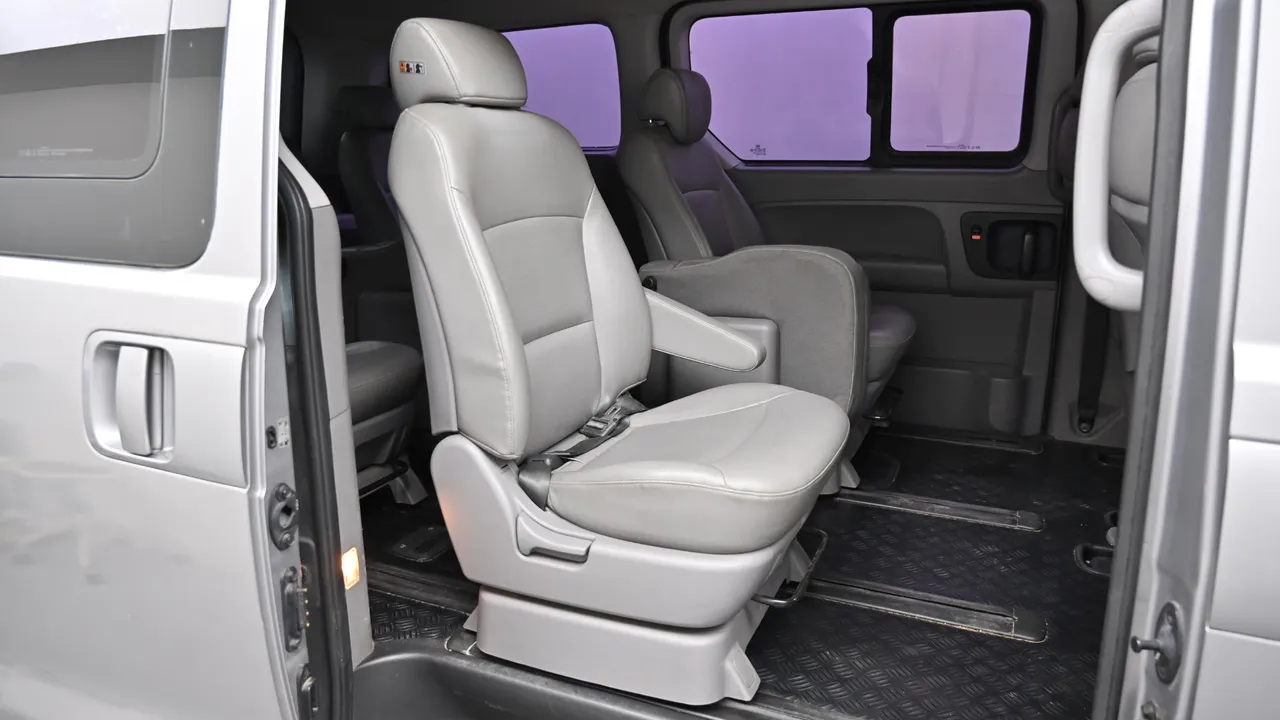 Hyundai Starex — miniaturë 12