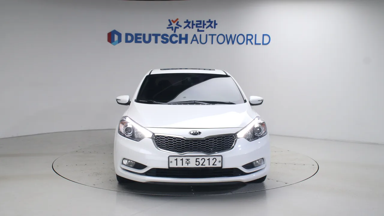 Kia K3 — miniaturë 3