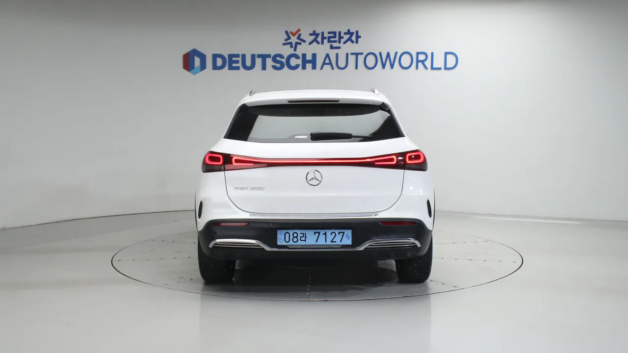Mercedes EQA H243 66.5kWh EQA250 AMG Line