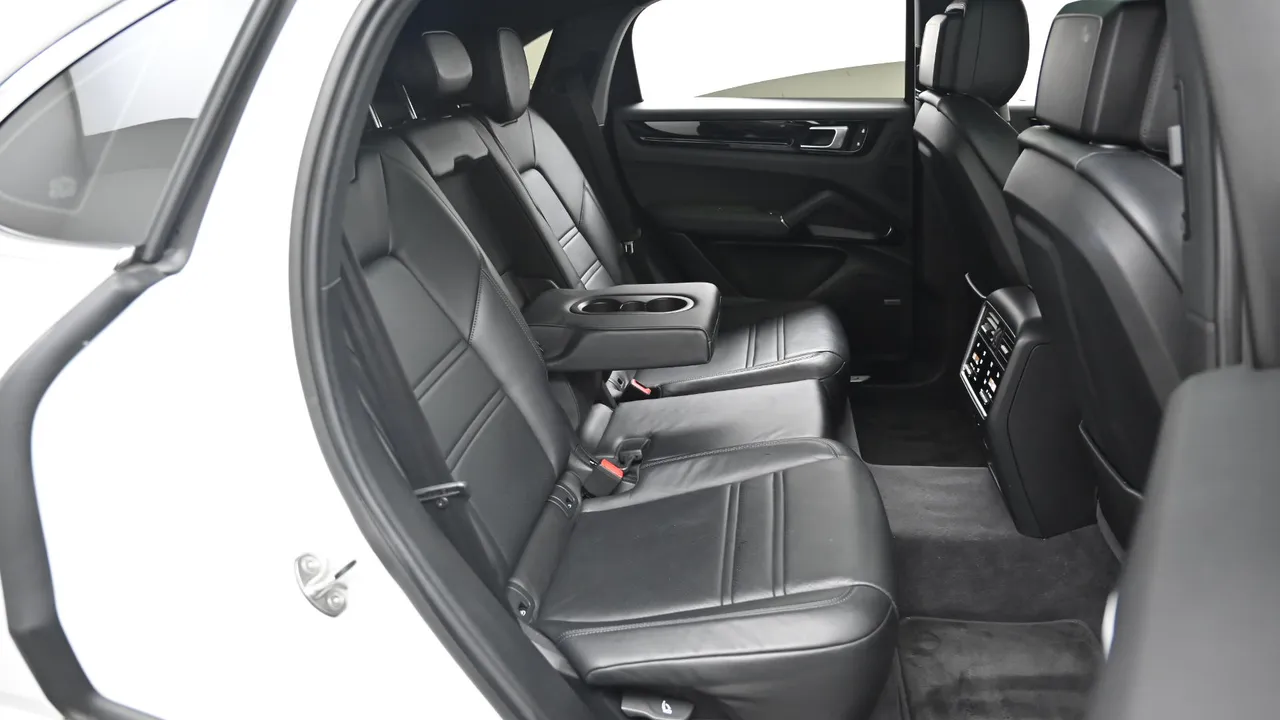 Porsche Cayenne — miniaturë 12