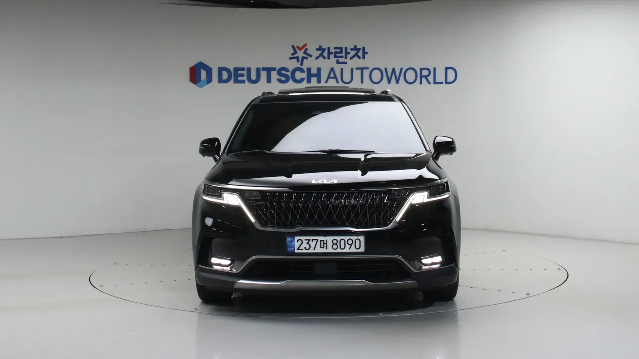 Kia Carnival — miniaturë 3