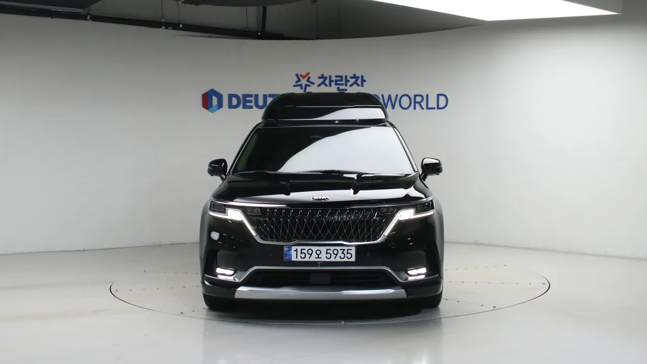 Kia Carnival — miniaturë 3