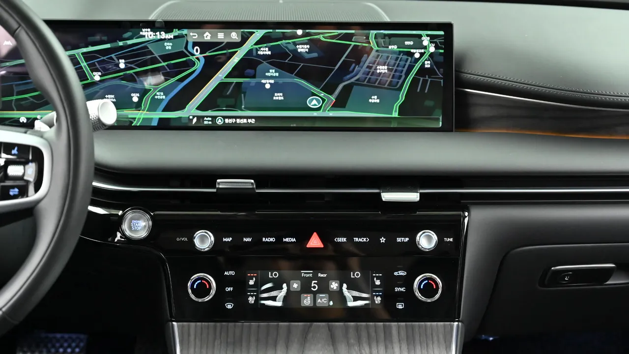 Genesis G80 — miniaturë 14