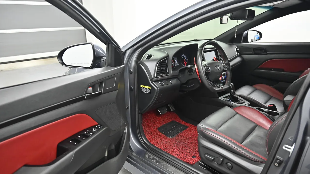 Hyundai Avante — miniaturë 11