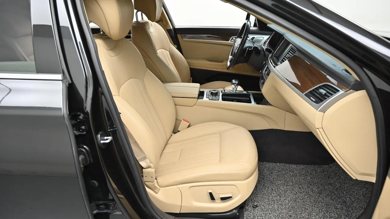 Genesis G80 — miniaturë 10