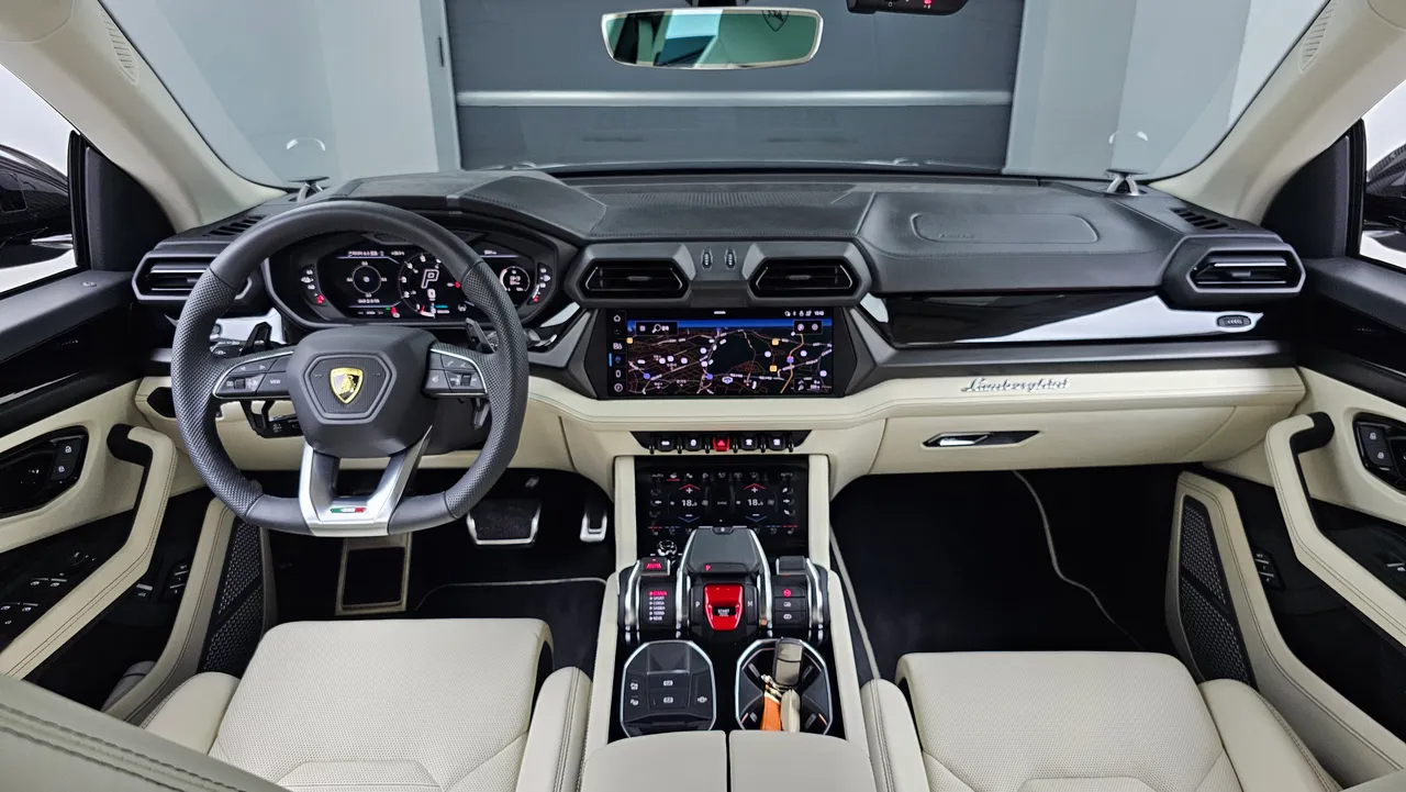 Lamborghini Urus — miniaturë 7