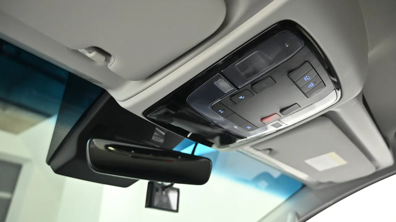 Hyundai Staria — miniaturë 18