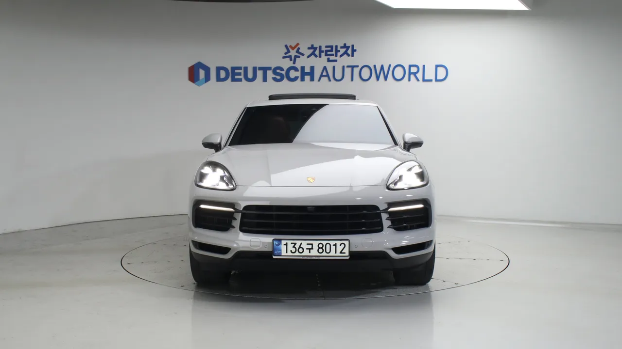 Porsche Cayenne — miniaturë 3
