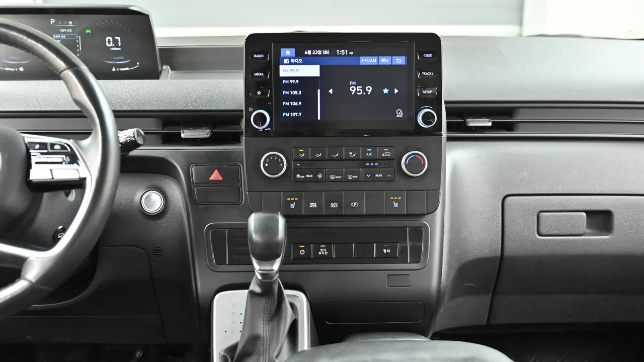 Hyundai Staria — miniaturë 14