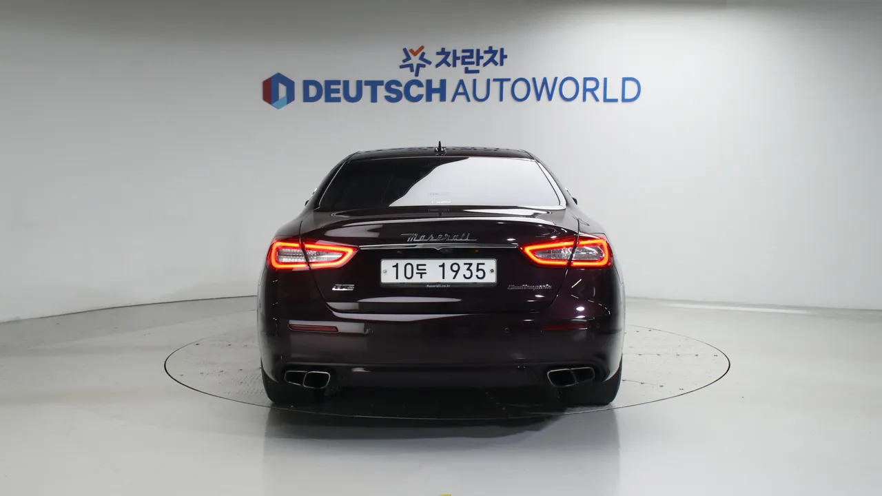 Maserati Quattroporte GTS 3.8 V8