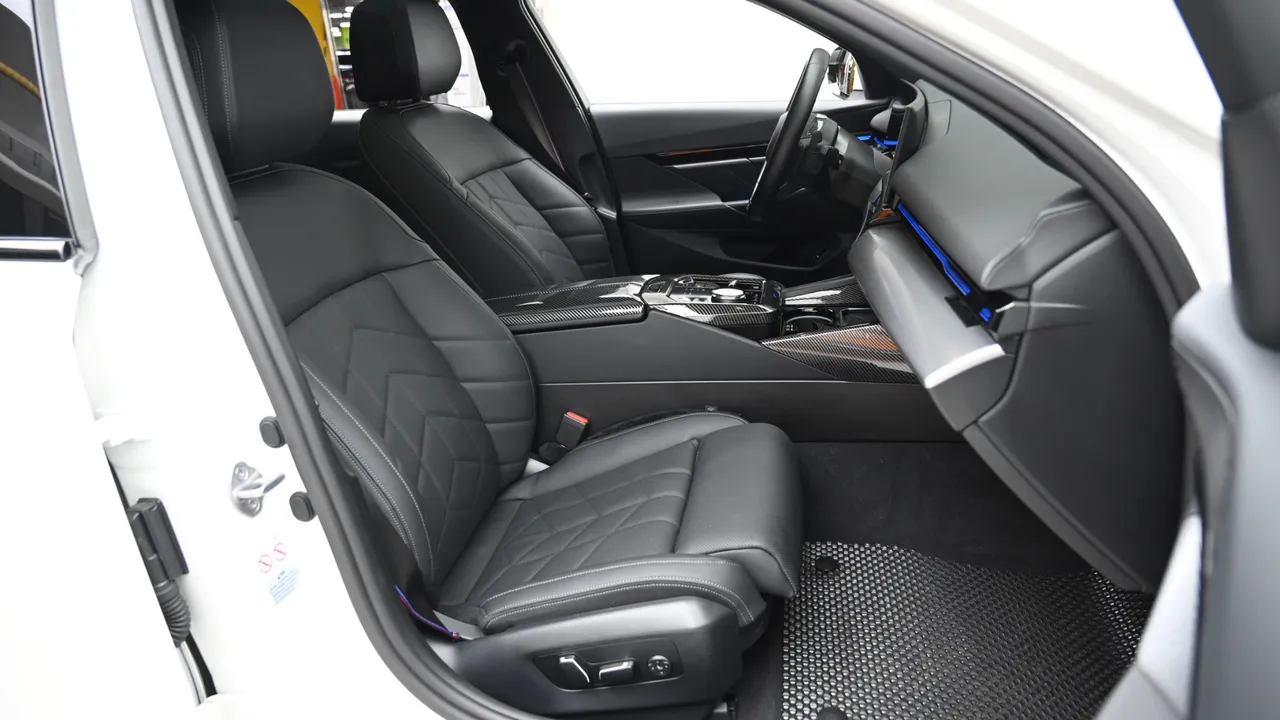 BMW 5er — miniaturë 26