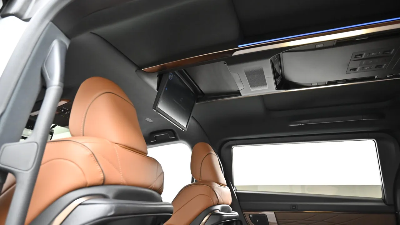 Toyota Alphard — miniaturë 18